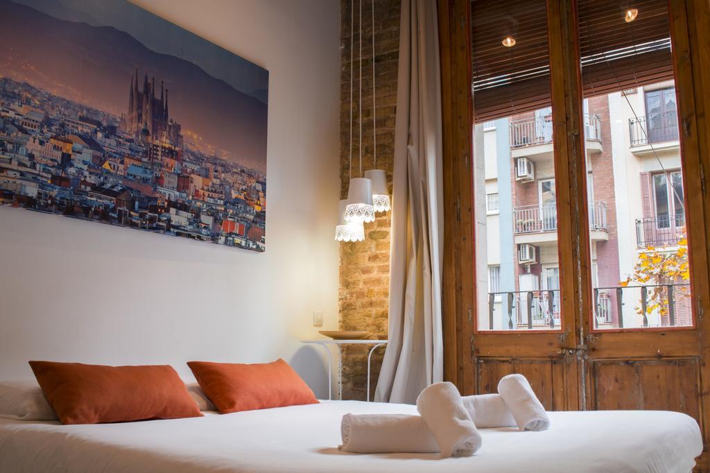 Happy People Sagrada Familia Apartments Barcelona Exteriör bild
