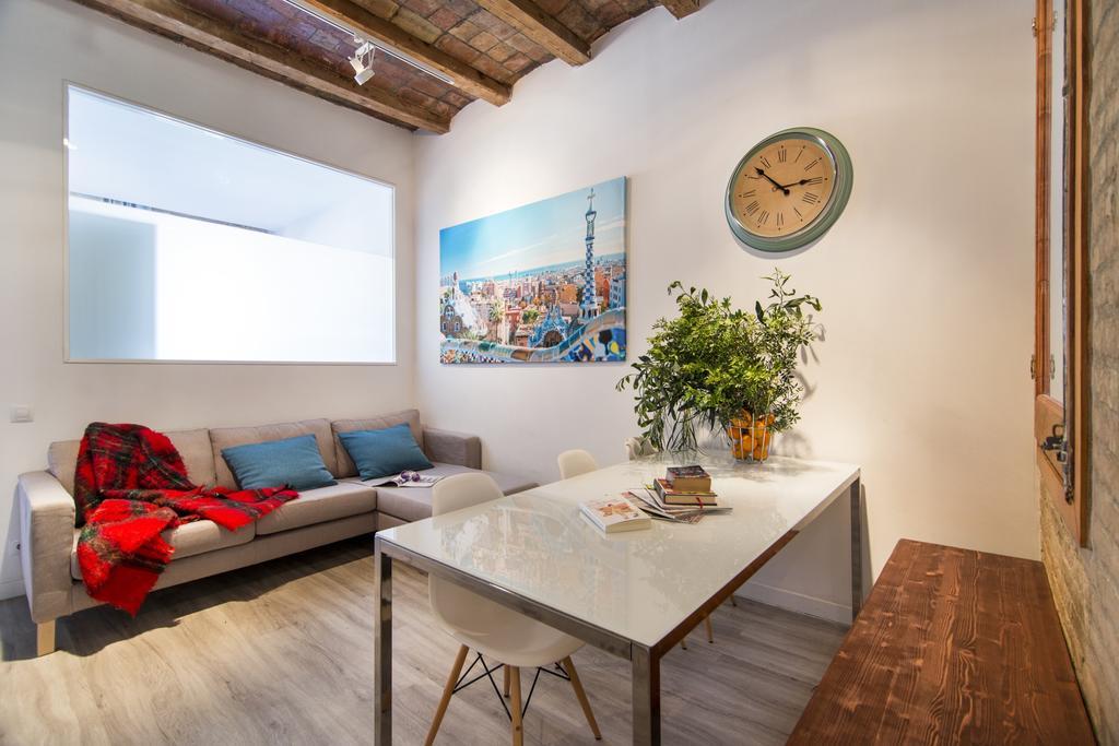 Happy People Sagrada Familia Apartments Barcelona Exteriör bild