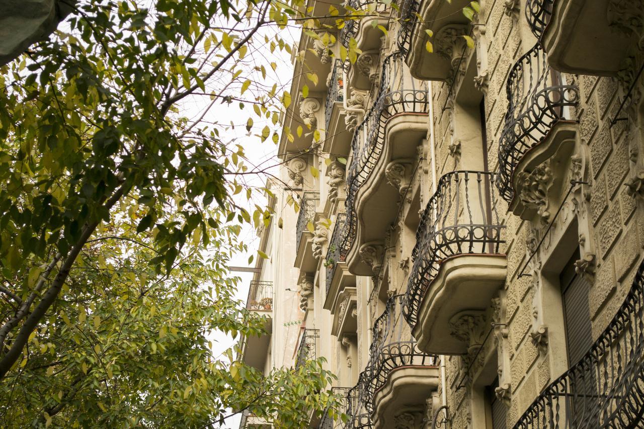 Happy People Sagrada Familia Apartments Barcelona Exteriör bild